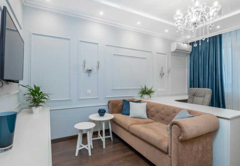 Read more about the article Le Guide Ultime pour aménager un petit salon sans sacrifier le style ni le confort